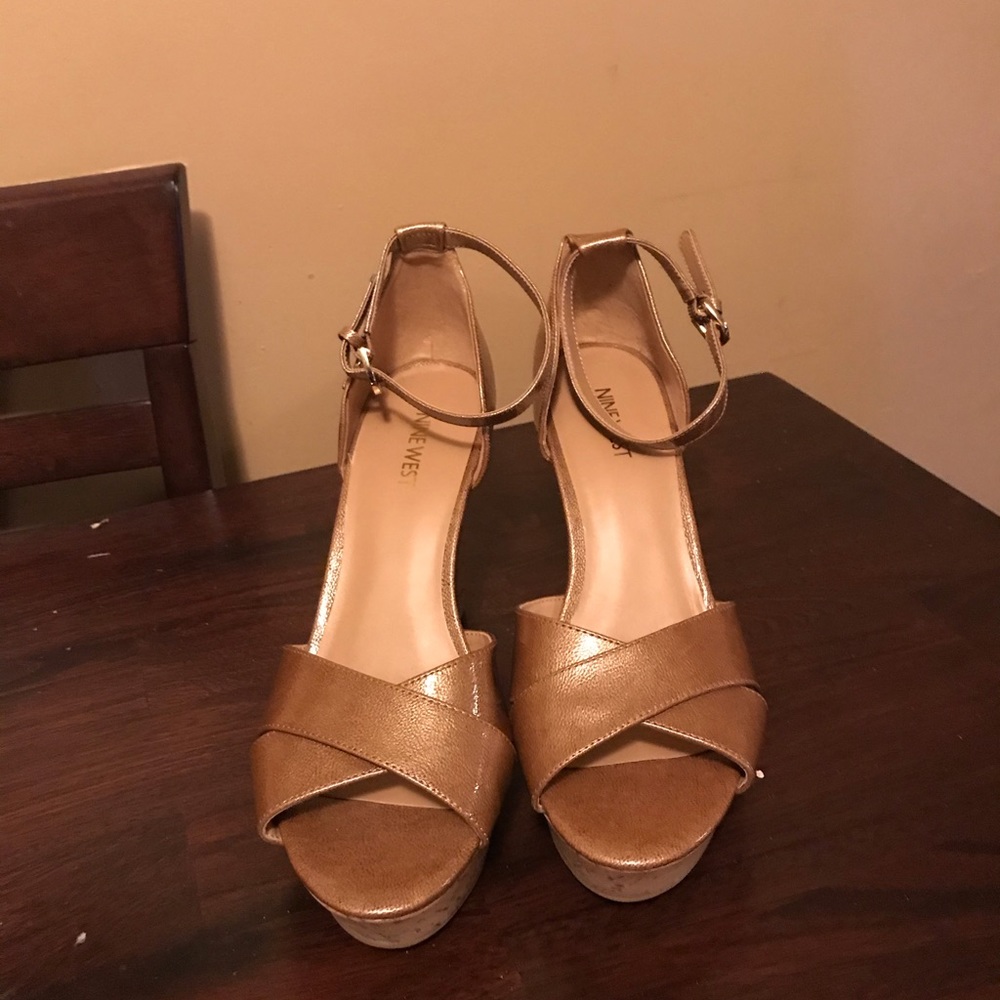 Dressy sandals